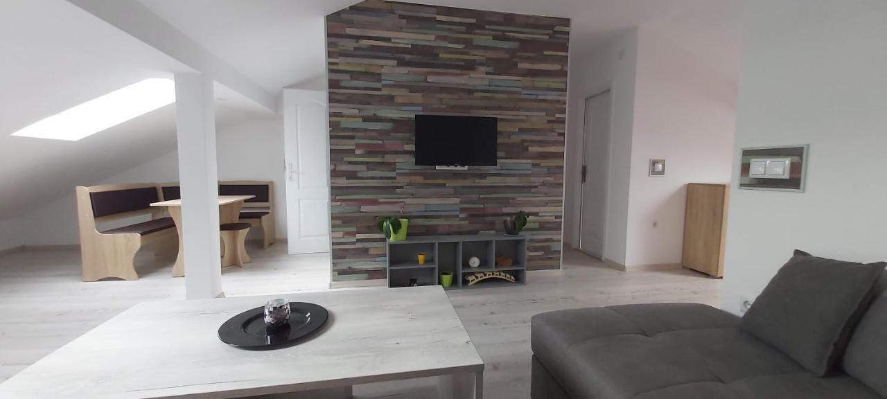 Tina Apartman Prnjavor Екстериор снимка